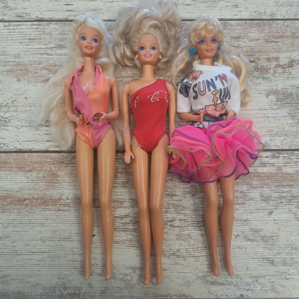 Lot Of 3 Vintage Mattel Barbies 1966 1975 Various Outfits 60's 70's 80's Toys